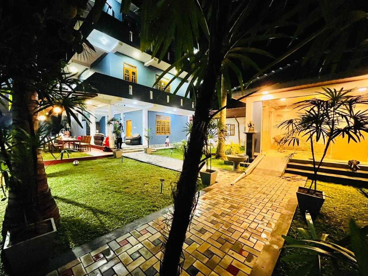 Nilaveli Hybrid Holiday Hotel Exterior photo