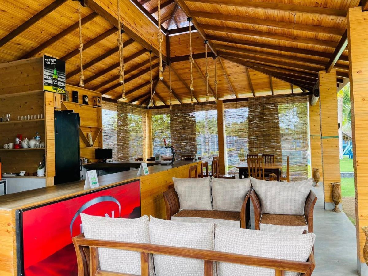 Nilaveli Hybrid Holiday Hotel Exterior photo