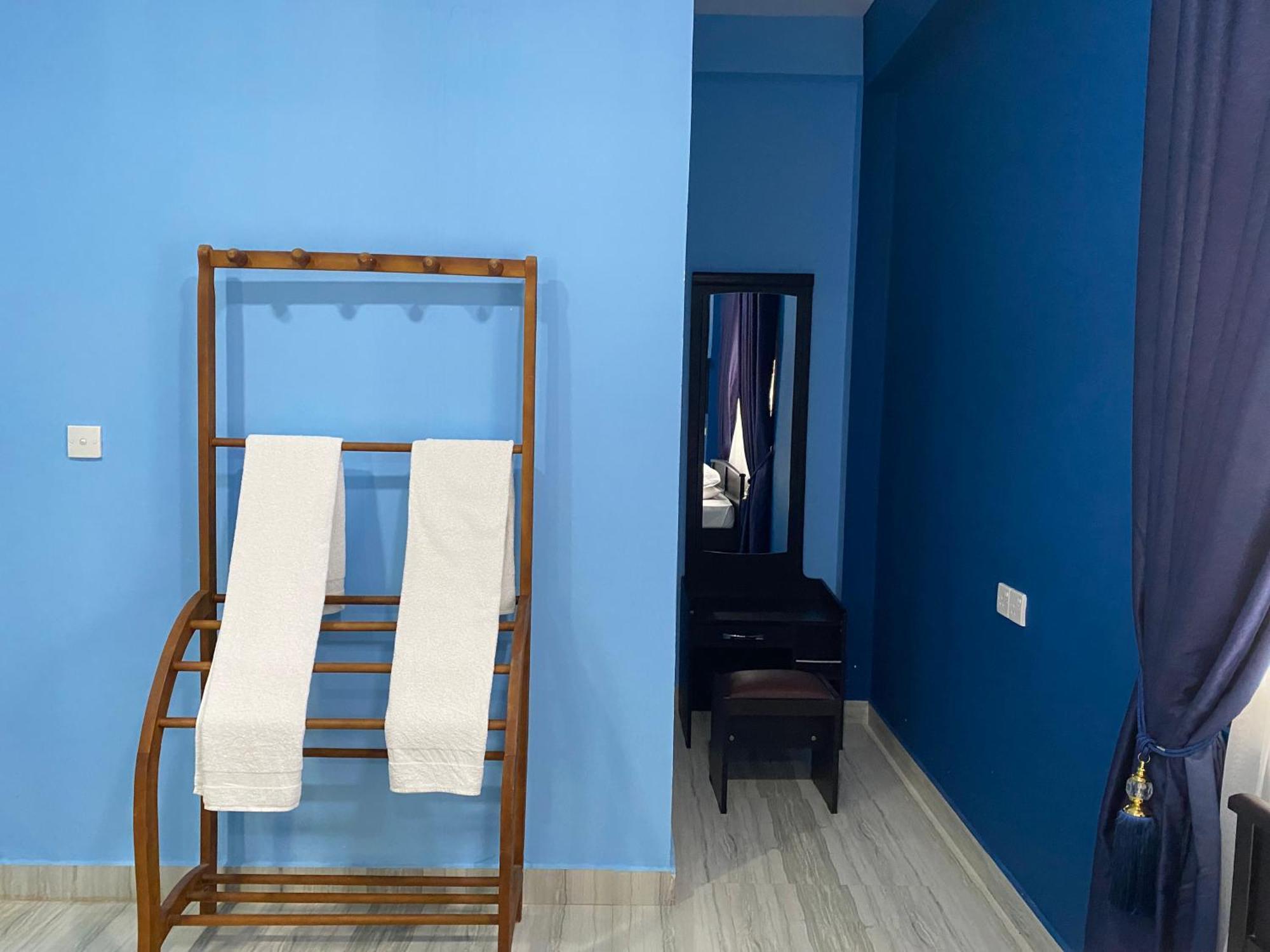 Nilaveli Hybrid Holiday Hotel Exterior photo