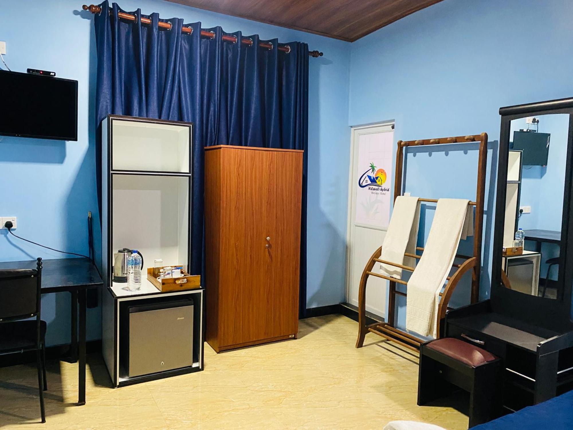 Nilaveli Hybrid Holiday Hotel Exterior photo